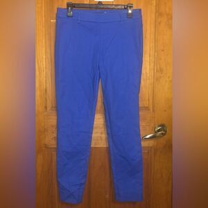 339. Cosby Blue Dress Pants Sz 6
